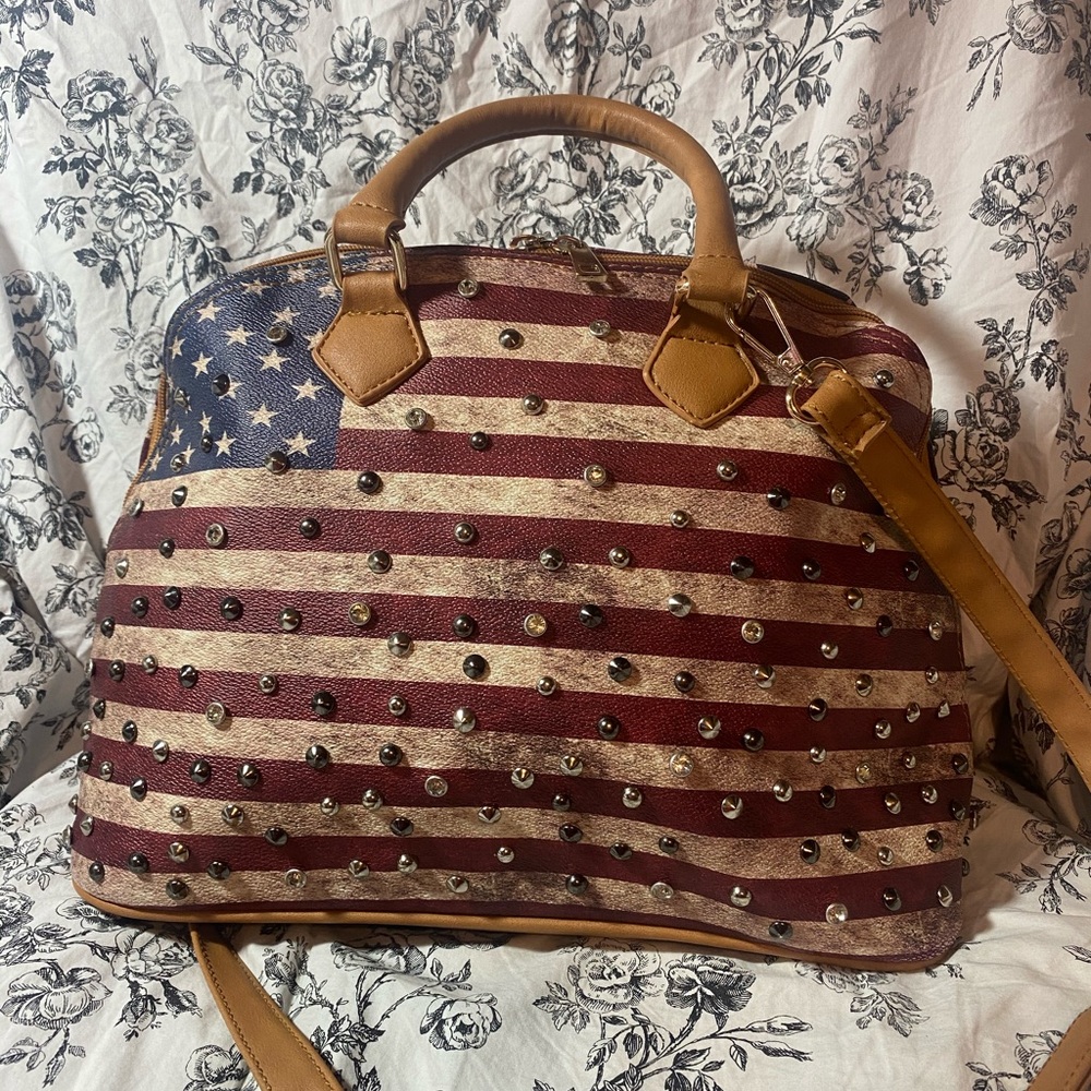 Excellent American flag purse large